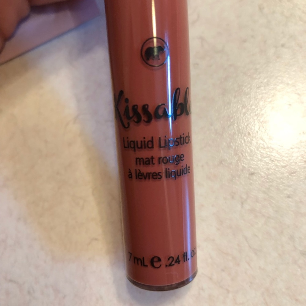 Beautiful Matte lip bundle - Picture 2 of 3